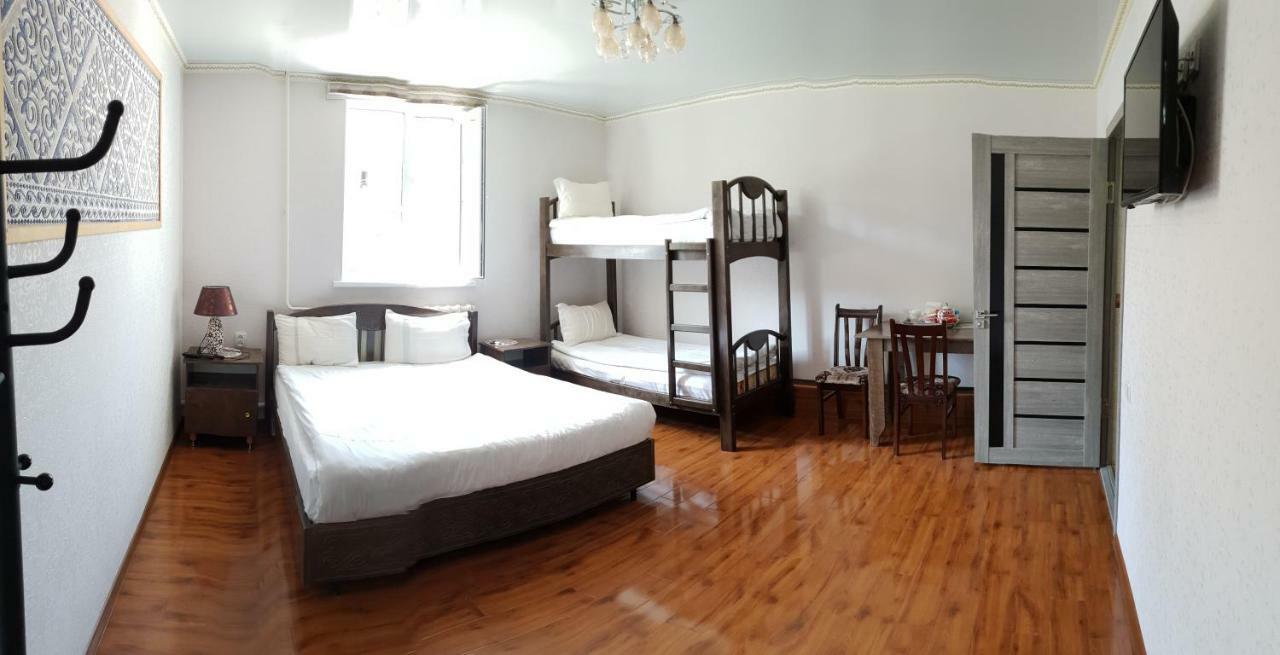 Datka Guest House Naryn Zewnętrze zdjęcie